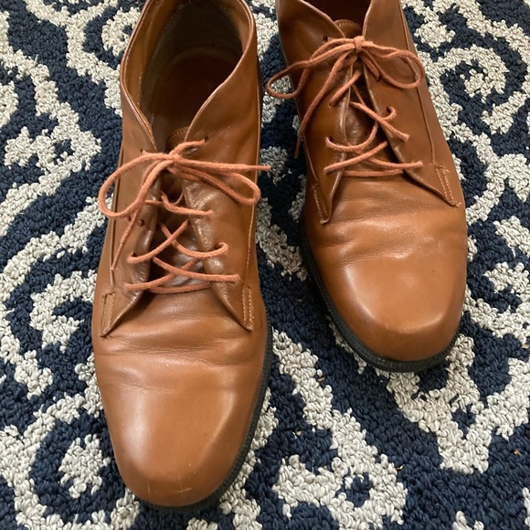 Easy Spirit Shoes - 🌺FINAL PRICE DROP EASY SPIRIT Leather Cognac Booties Lace up